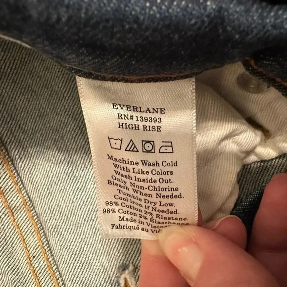 Everlane Dark Wash High Waist Skinny Jean // Size 28R - Picture 6 of 6